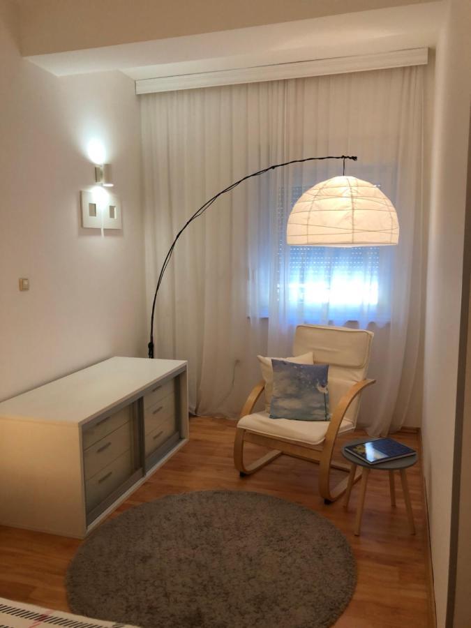 Apartment Natasa Palit Екстер'єр фото