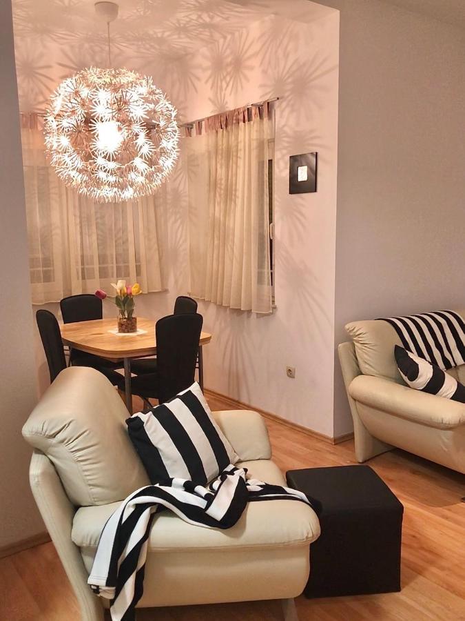 Apartment Natasa Palit Екстер'єр фото