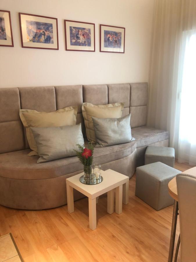 Apartment Natasa Palit Екстер'єр фото