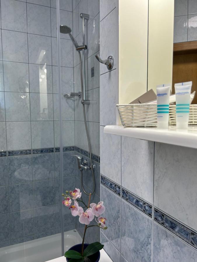 Apartment Natasa Palit Екстер'єр фото