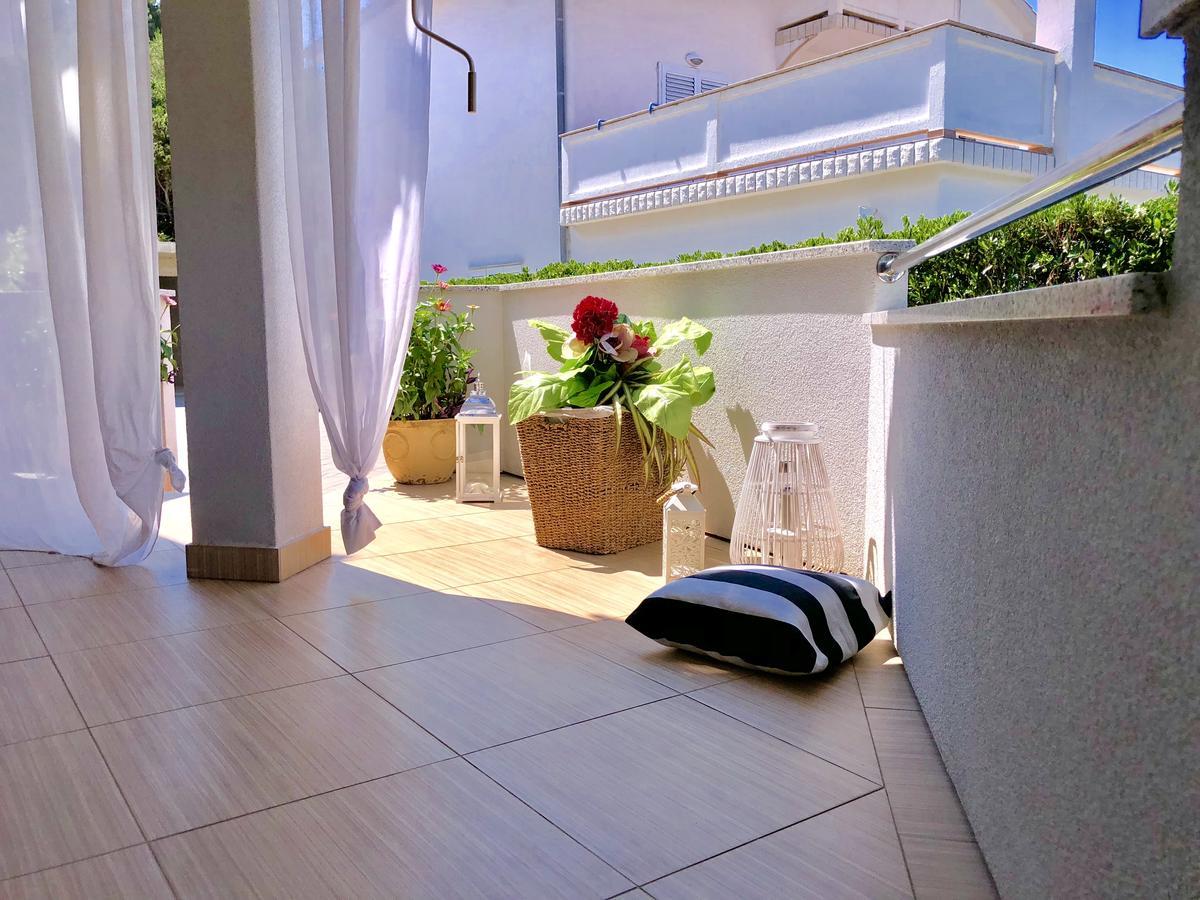 Apartment Natasa Palit Екстер'єр фото