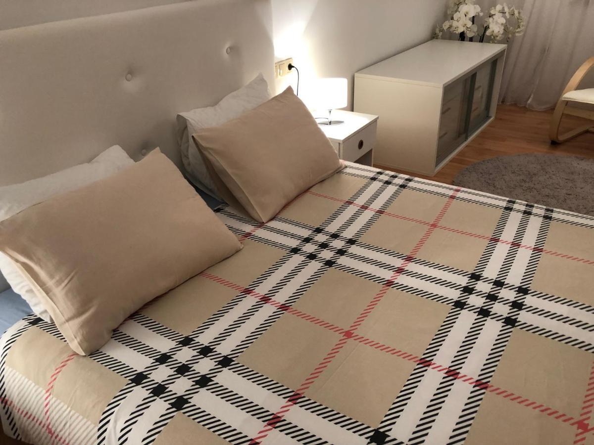 Apartment Natasa Palit Екстер'єр фото