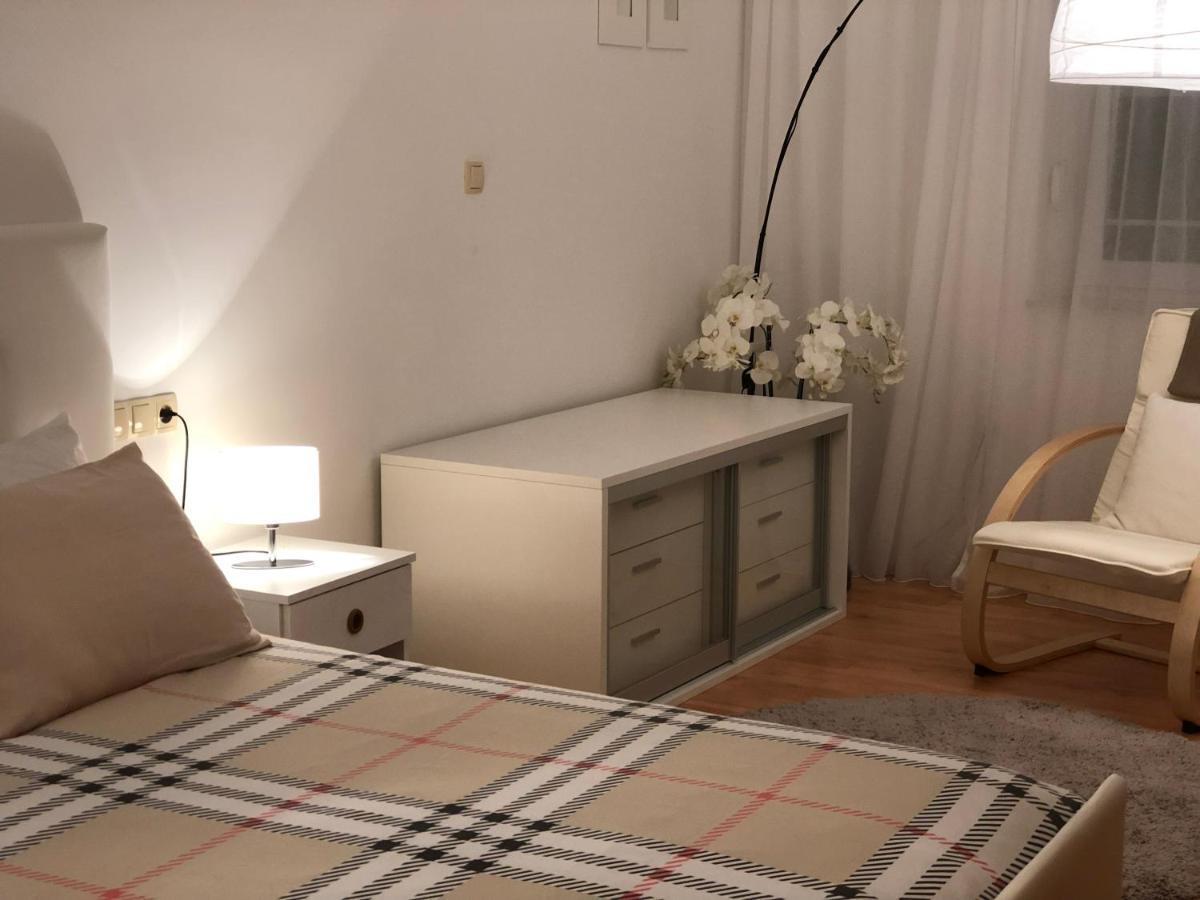 Apartment Natasa Palit Екстер'єр фото
